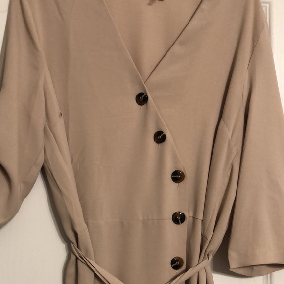 Entro safari style dress - Picture 2 of 10